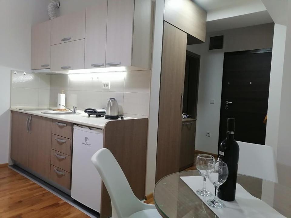Cosmopolit Apartments 奥赫里德 外观 照片